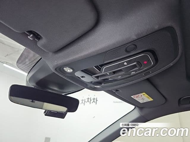 Audi A6 2021 — Şəkil 17/20