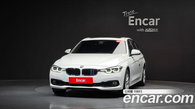 BMW 3 Series 2018 — фото 3 из 20
