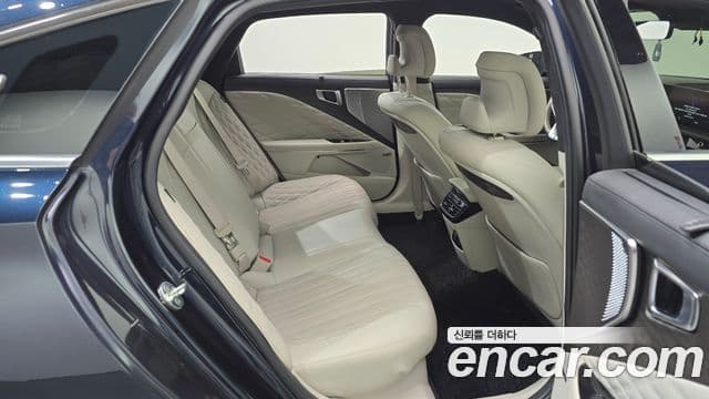Kia K8 2022 — фото 20 из 20