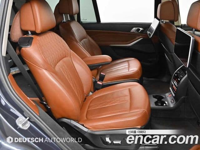 BMW X7 2020 — Şəkil 16/20