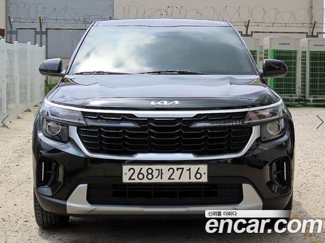Kia Seltos 2023 — Şəkil 1/1