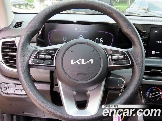 Kia Seltos 2023 — Фото 7/20