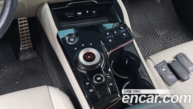Kia Sportage 2022 — ფოტო 9/20