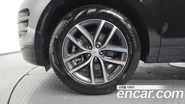 Land Rover Range Rover Evoque 2024 — ფოტო 5/20