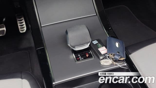 Land Rover Range Rover Evoque 2024 — ფოტო 9/20