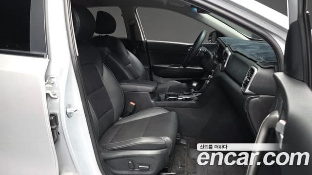 Kia Sportage The Bold 2019 — ფოტო 23/30
