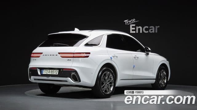 Genesis GV70 2021 — ფოტო 2/20