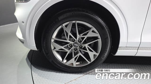 Genesis GV70 2021 — ფოტო 5/20