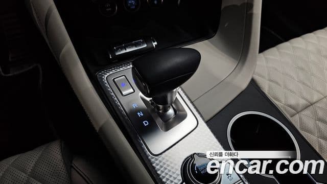 Genesis G70 2021 — ფოტო 9/20