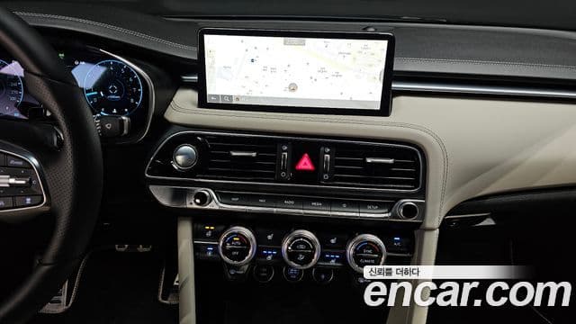 Genesis G70 2021 — ფოტო 14/20