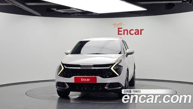 Kia Sportage 2021 — ფოტო 3/20