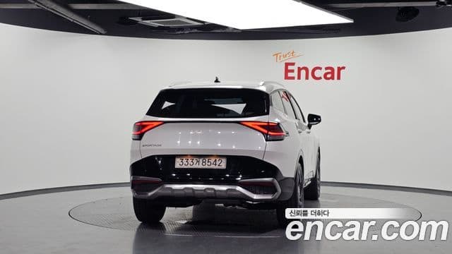 Kia Sportage 2021 — ფოტო 4/20