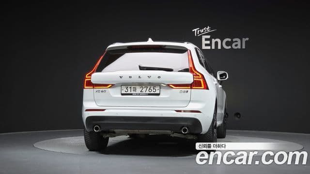 Volvo XC60 2018 — Şəkil 4/20