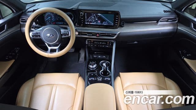 Kia K5 2021 — ფოტო 7/20