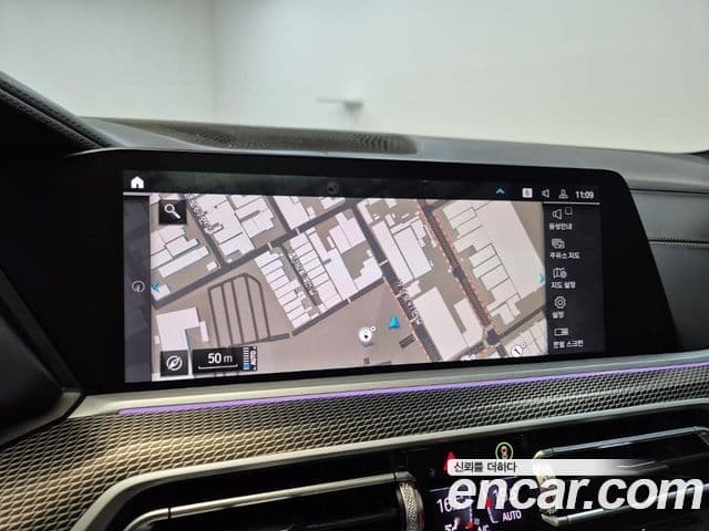 BMW X5 2021 — фото 14 из 19