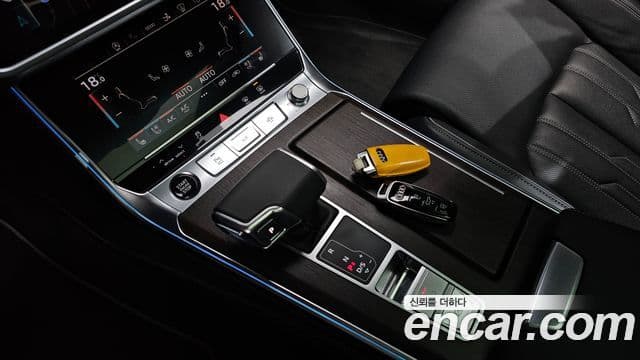 Audi A7 2022 — Şəkil 9/20