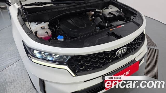Kia Sorento 2021 — Фото 6/20