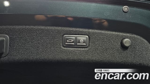 Kia The K9 2022 — Photo 21/41