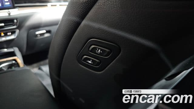 Kia The K9 2022 — Photo 34/41