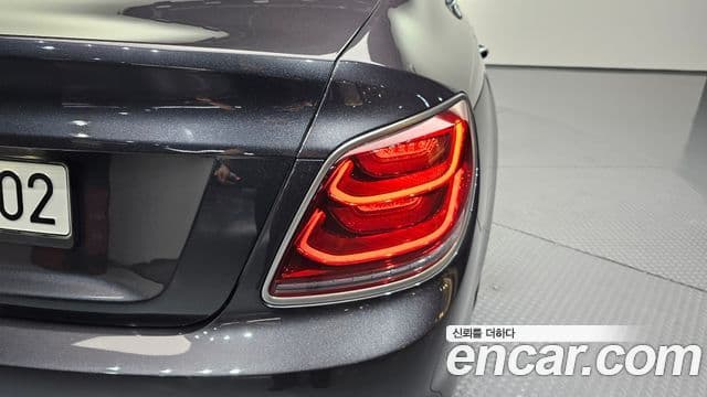 Kia The K9 2019 — Photo 9/32