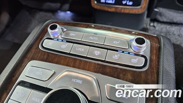 Kia The K9 2019 — Photo 21/32