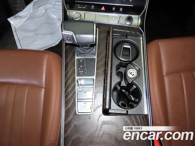 Audi A6 2020 — Şəkil 12/20