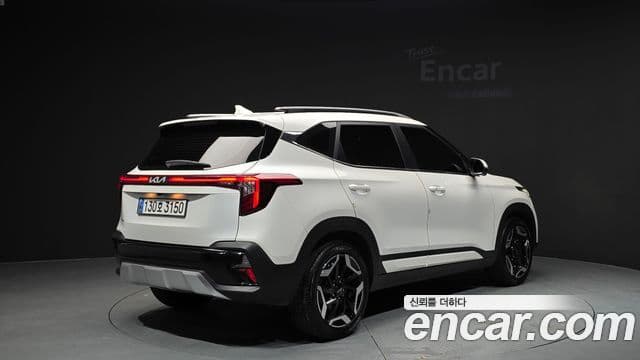 Kia Seltos 2023 — Şəkil 2/20