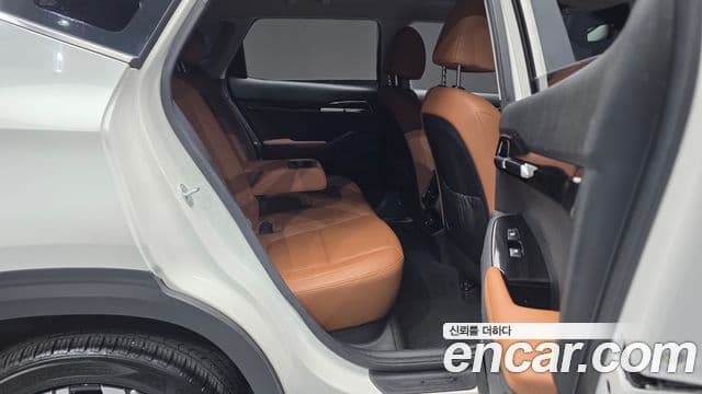Kia Seltos 2023 — Şəkil 11/20