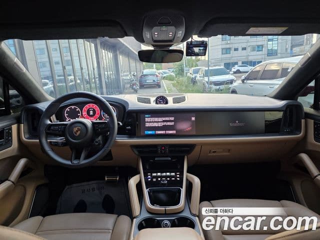 Porsche Cayenne 2025 — ფოტო 6/20