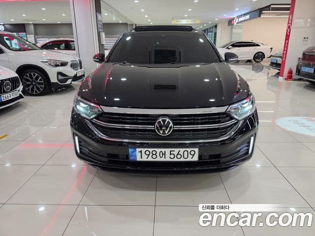 Volkswagen Jetta 2022 — Şəkil 2/19