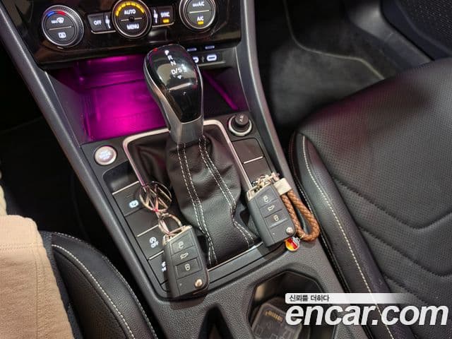 Volkswagen Jetta 2022 — Şəkil 8/19