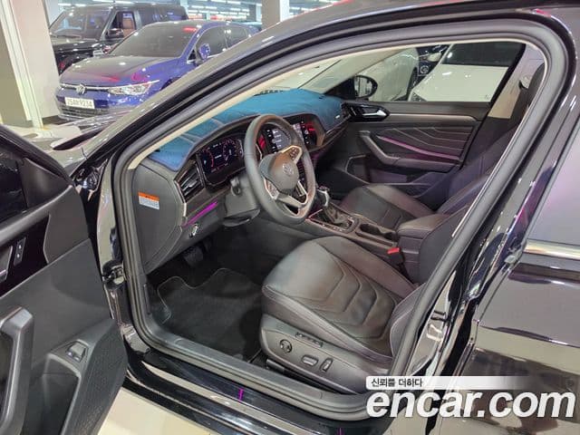 Volkswagen Jetta 2022 — Şəkil 9/19
