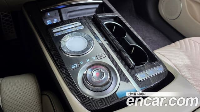 Genesis Electrified G80 2022 — ფოტო 9/20