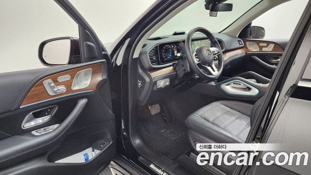 Mercedes-Benz GLE-Class 2021 — Şəkil 10/20