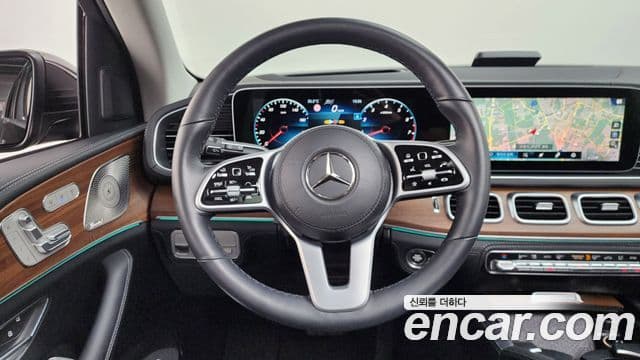 Mercedes-Benz GLE-Class 2021 — Şəkil 12/20