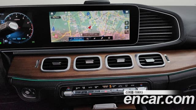 Mercedes-Benz GLE-Class 2021 — Şəkil 13/20