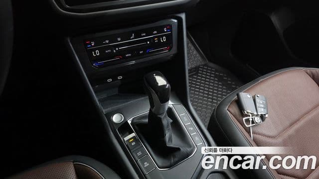 Volkswagen Tiguan Allspace 2023 — Şəkil 9/20