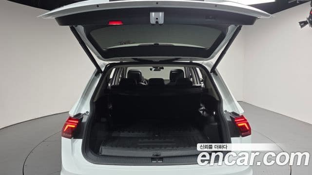 Volkswagen Tiguan Allspace 2023 — Şəkil 20/20