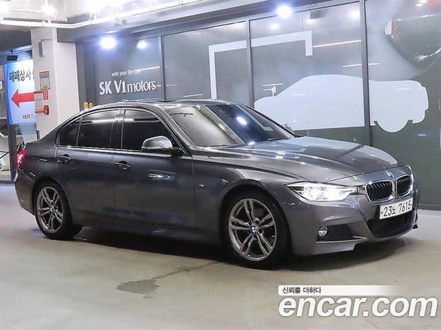 BMW 3 Series 2018 — ფოტო 20/20