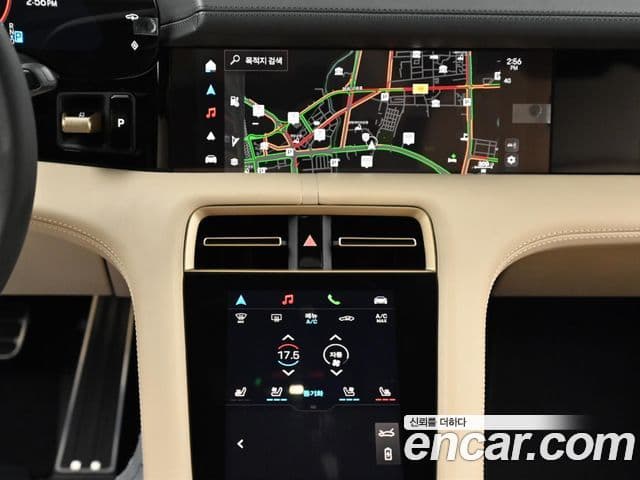 Porsche Taycan 2025 — Photo 17/20