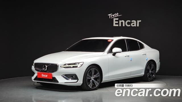 Volvo S60 2021 — Şəkil 1/20