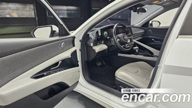 Hyundai Avante 2020 — Фото 10/20