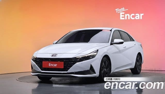 Hyundai Avante 2020 — Фото 1/20