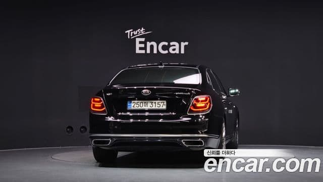 Kia The K9 2018 — ფოტო 4/20