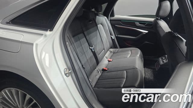 Audi A6 2019 — ფოტო 11/20