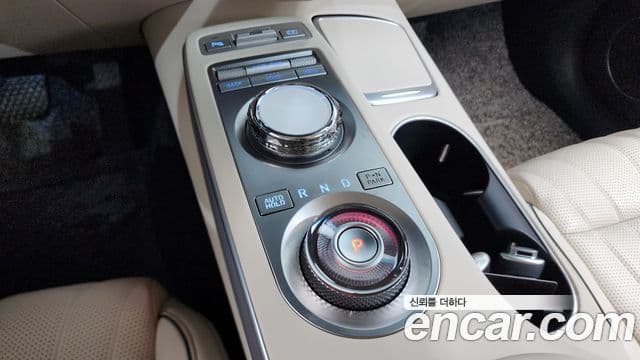 Genesis GV70 2022 — ფოტო 9/20