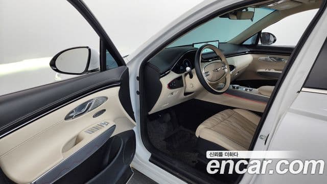 Genesis GV70 2022 — ფოტო 10/20