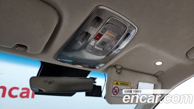 Genesis GV70 2022 — ფოტო 18/20