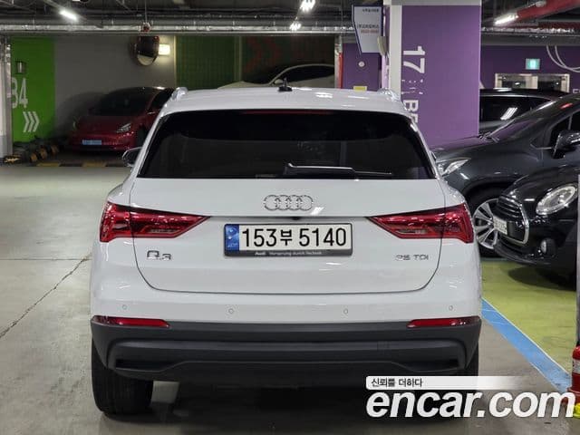 Audi Q3 2022 — ფოტო 3/18