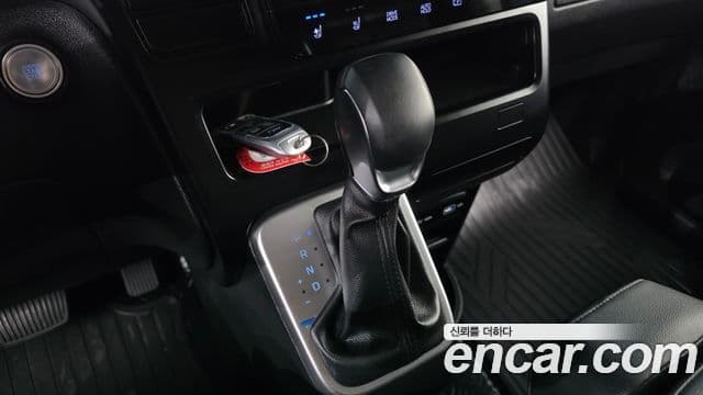Hyundai Staria 2023 — Şəkil 9/20